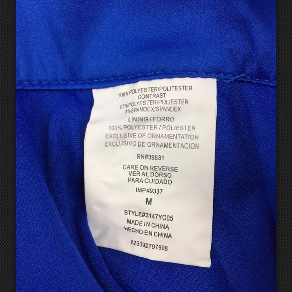 xoxo blouse medium,blue,sleeveless,lines - Picture 4 of 4